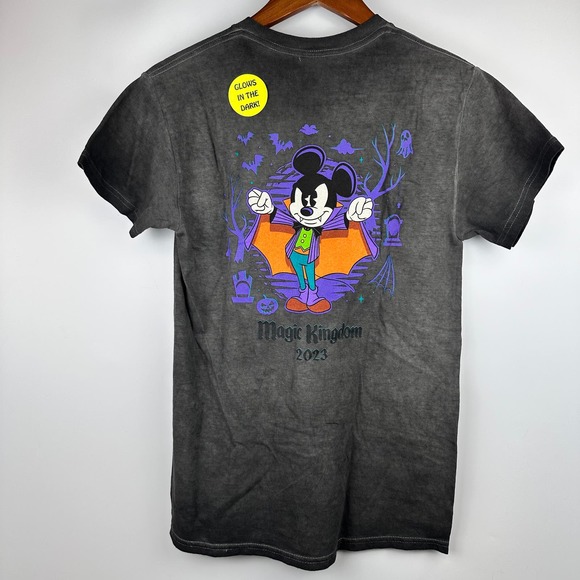 Disney Mickeys Not So Scary Halloween Party Shirt 2023 Glow In The Dark Small - Picture 1 of 8